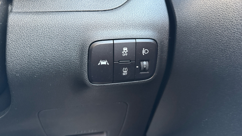 Hyundai i10 1.0 MPi Premium 5dr Auto Petrol Hatchback